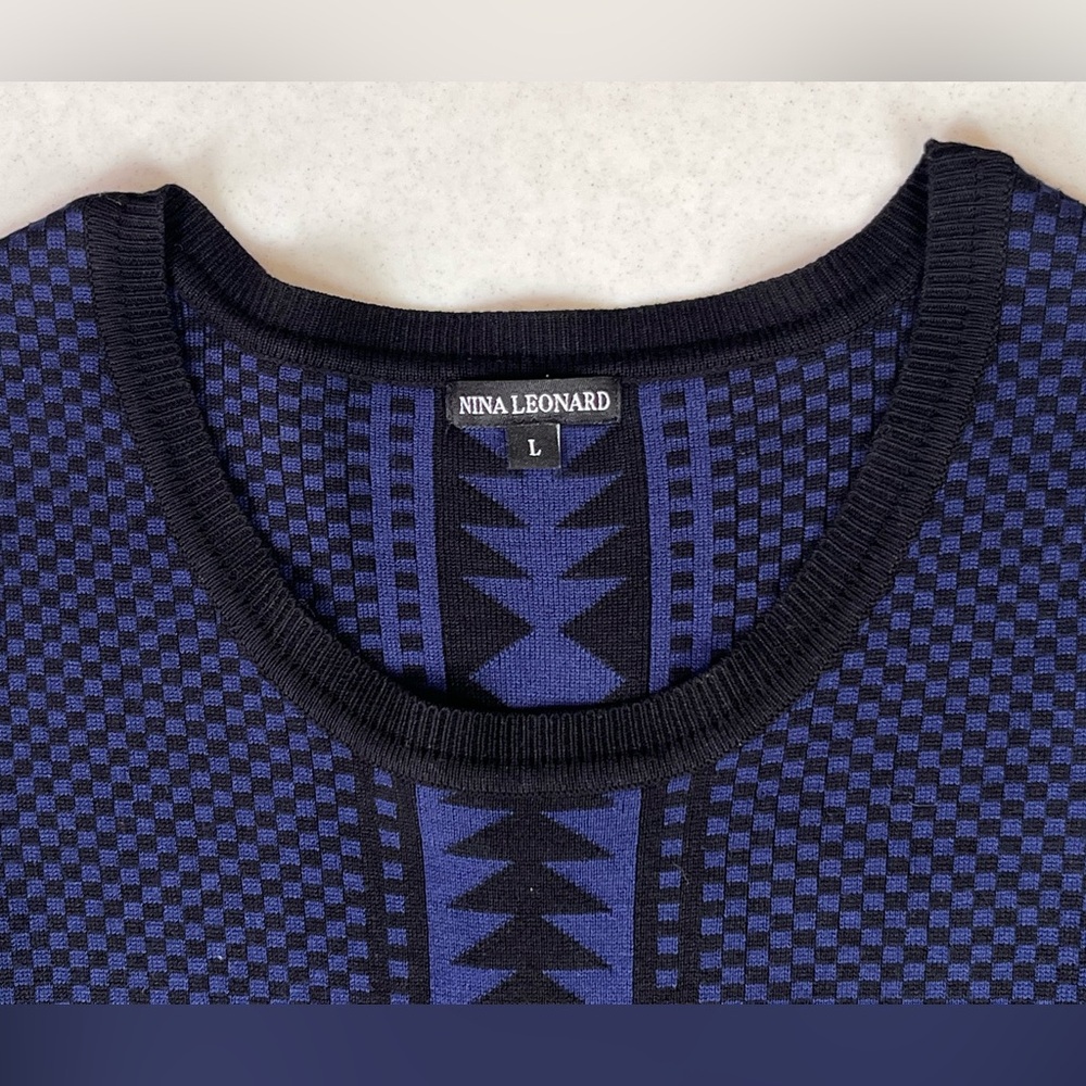 Nina Leonard Black & Blue Geo-metric Print Sweater Dress. Size Large. - Picture 3 of 12